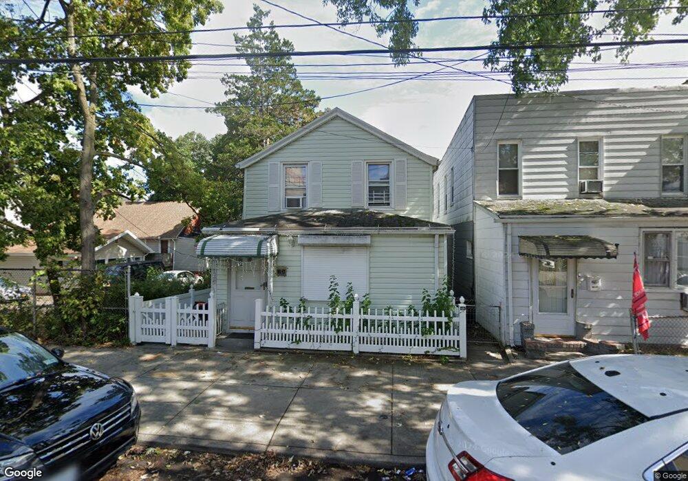 9517 86th St, Ozone Park, NY 11416 - photo 1