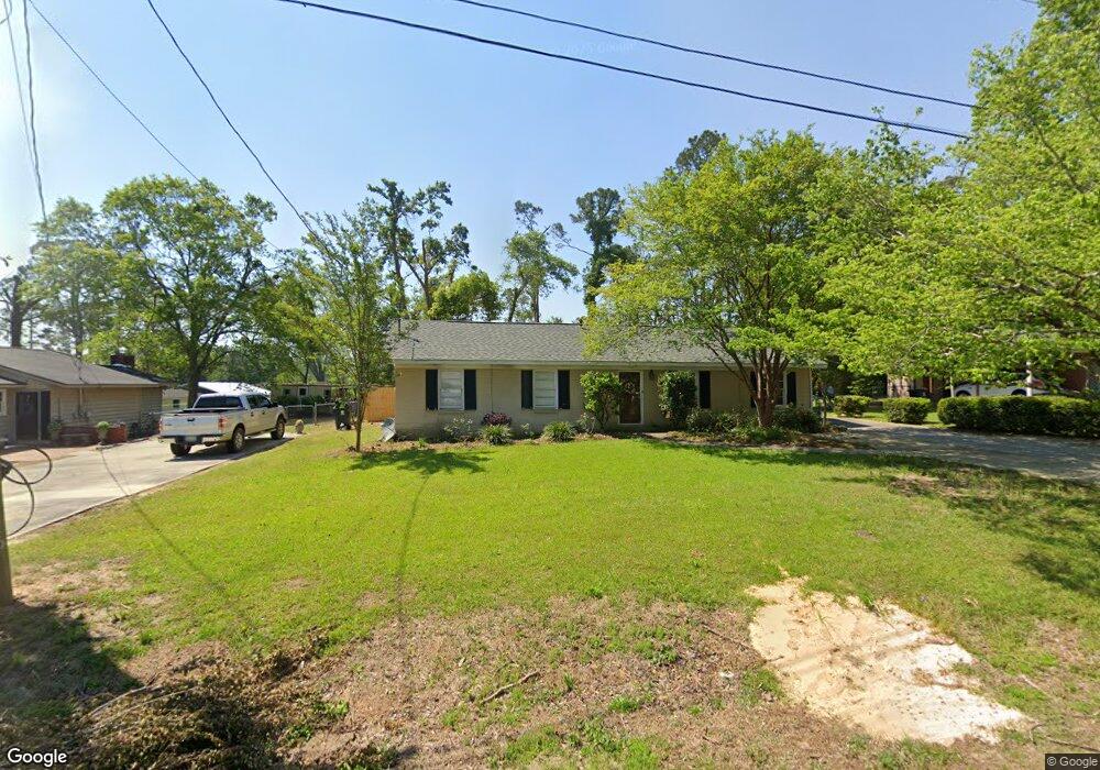 606 Forest Cir, Douglas, GA 31533 - photo 1