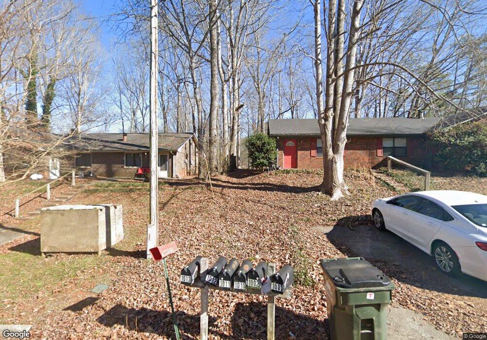 1011 Sweetwater Cir, Athens, GA 30606 - photo 1