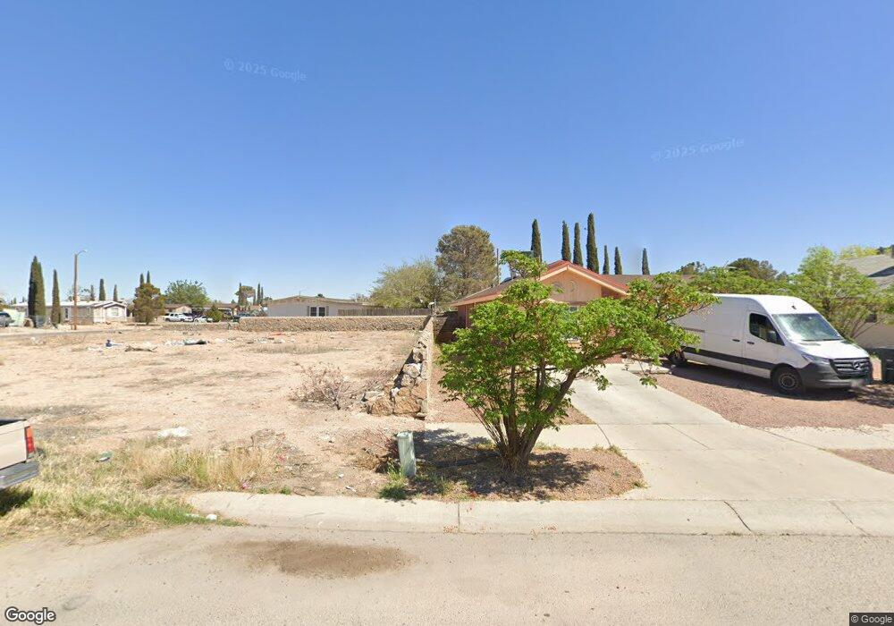 178 Barrel Cactus Dr, Horizon City, TX 79928 - photo 1