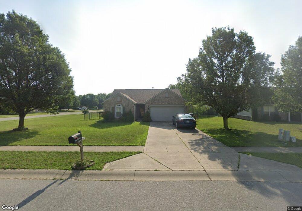 505 Hummingbird Ln, Whiteland, IN 46184 - photo 1