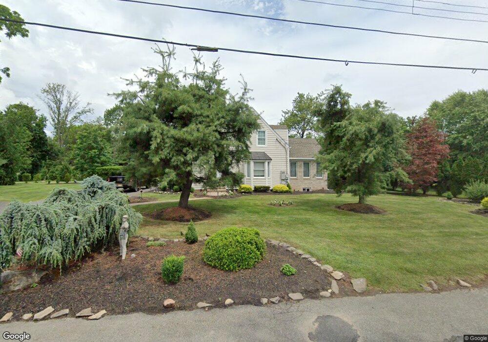 9 Runnymede Rd, Colonia, NJ 07067 - photo 1