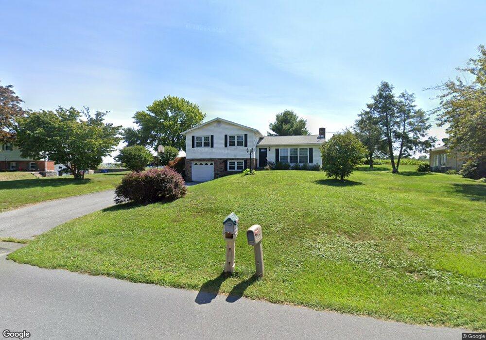 3932 Locust Grove Rd, Columbia, PA 17512 - photo 1