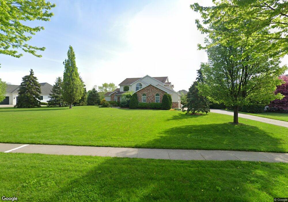 143 Clarmarc Dr, Frankenmuth, MI 48734 - photo 1