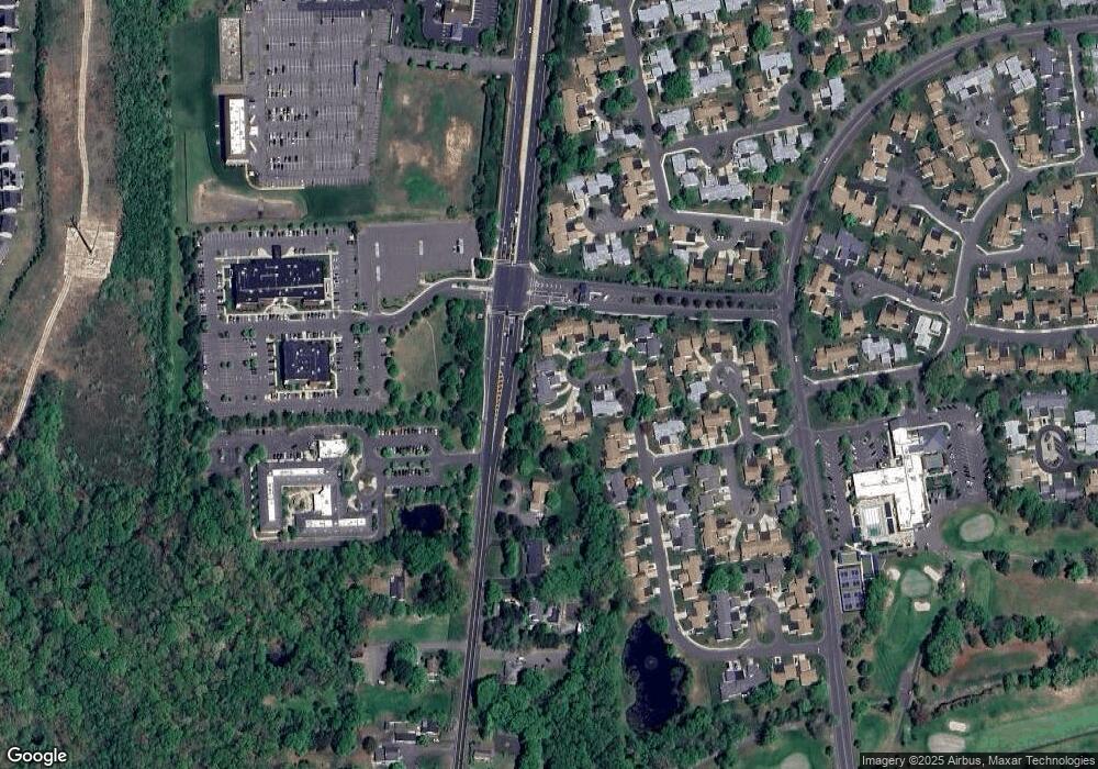 52 Juniper Plaza unit 52C, Monroe Township, NJ 08831 - photo 1