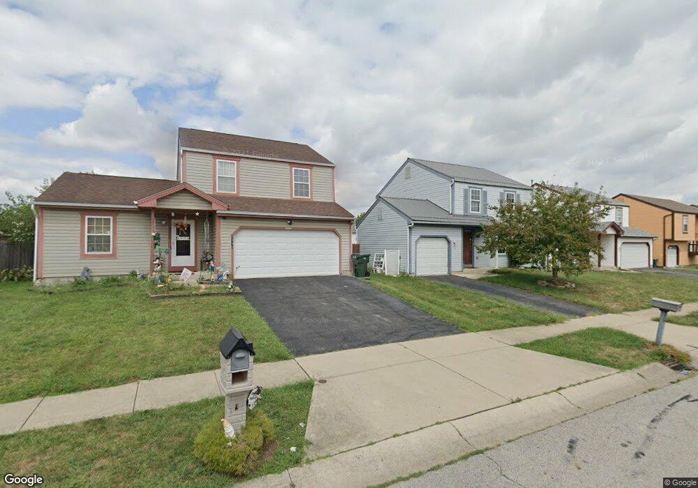 2244 Golden Leaf Ln, Columbus, OH 43223 - photo 1