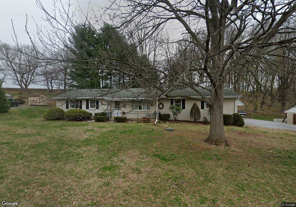 98 Vermont Rd, Reading, PA 19608 - photo 1