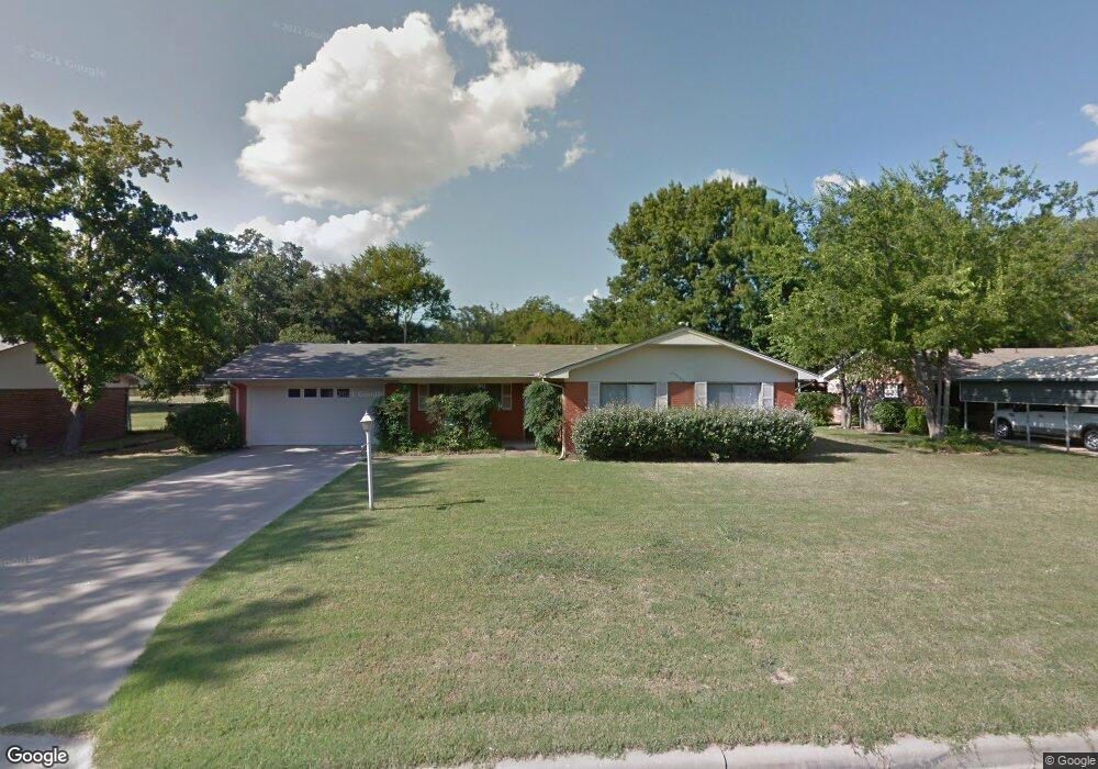 1921 Mockingbird Ln, Ardmore, OK 73401 - photo 1