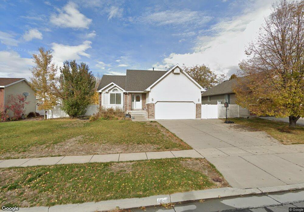 1068 W 350 S, Layton, UT 84041 - photo 1