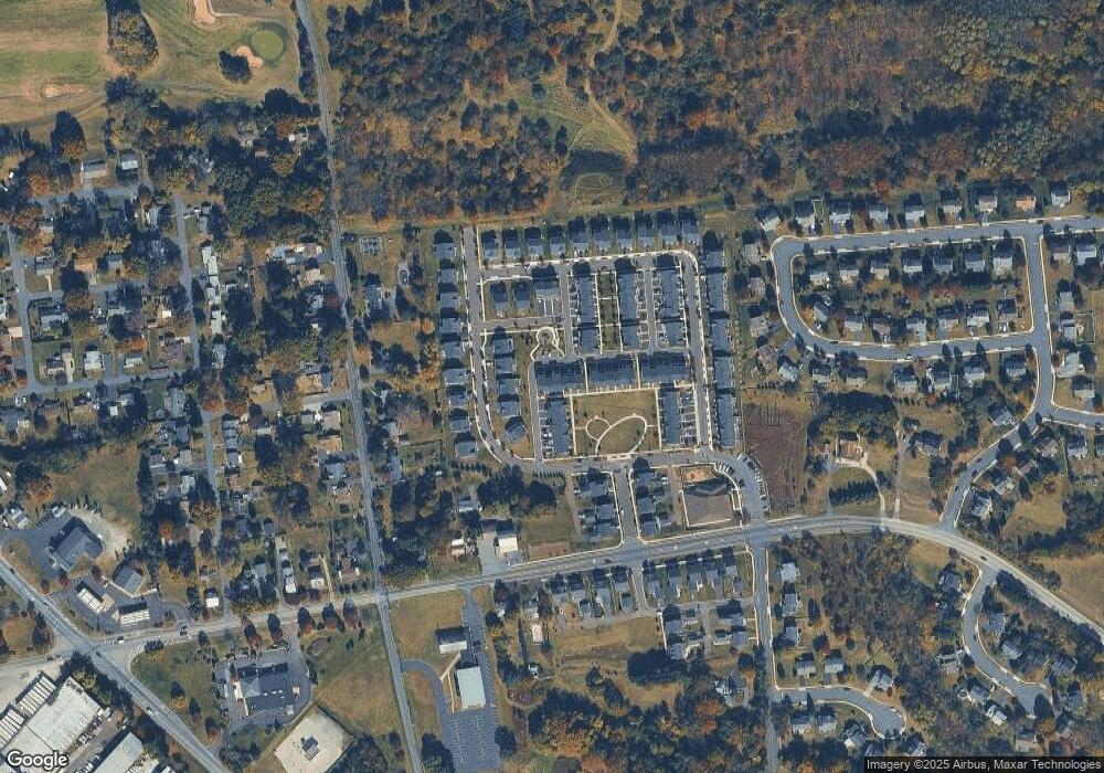 647 Washington Square, Spring City, PA 19475 - photo 1