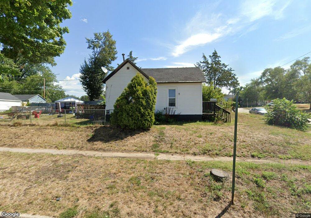 1602 12th Ave SE, Cedar Rapids, IA 52401 - photo 1