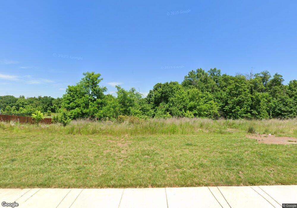 43276 Heavenly Cir, Leesburg, VA 20176 - photo 1