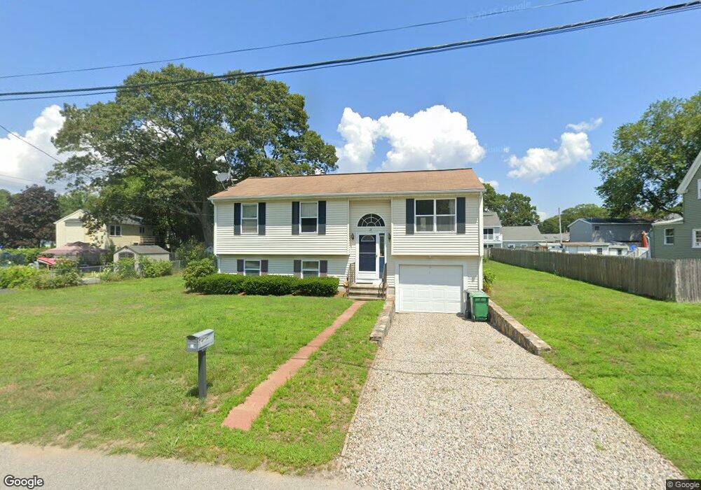 21 Wilson Ave, Warwick, RI 02889 - photo 1