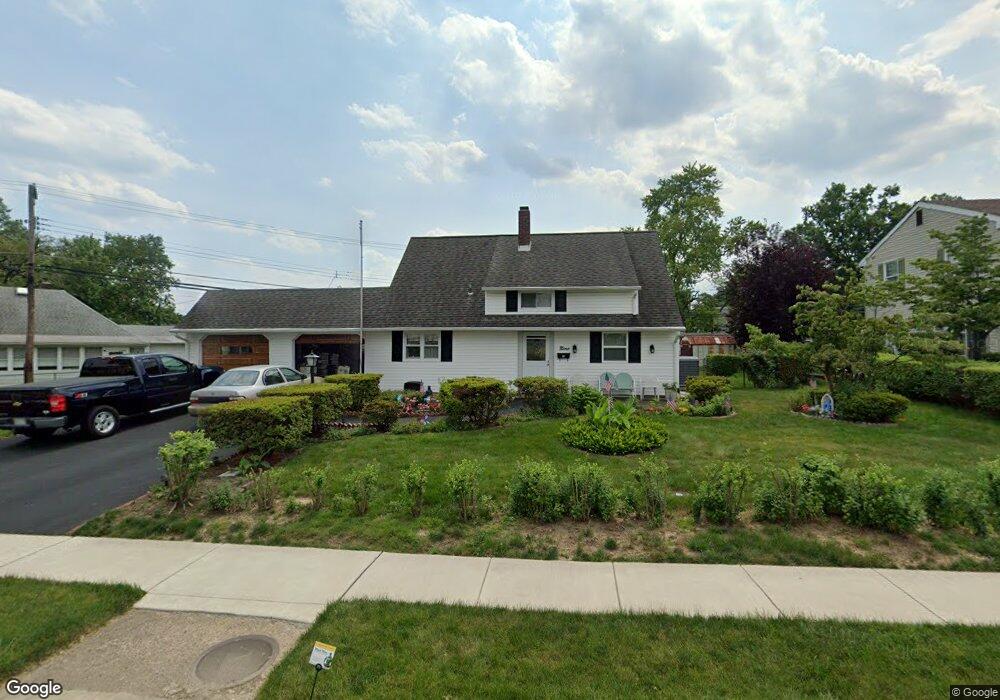 9 Ravine Ln, Levittown, PA 19055 - photo 1