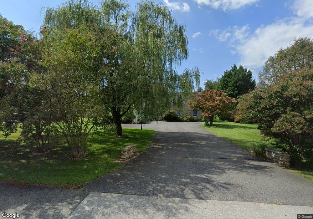 502 Coach Dr, Bear, DE 19701 - photo 1