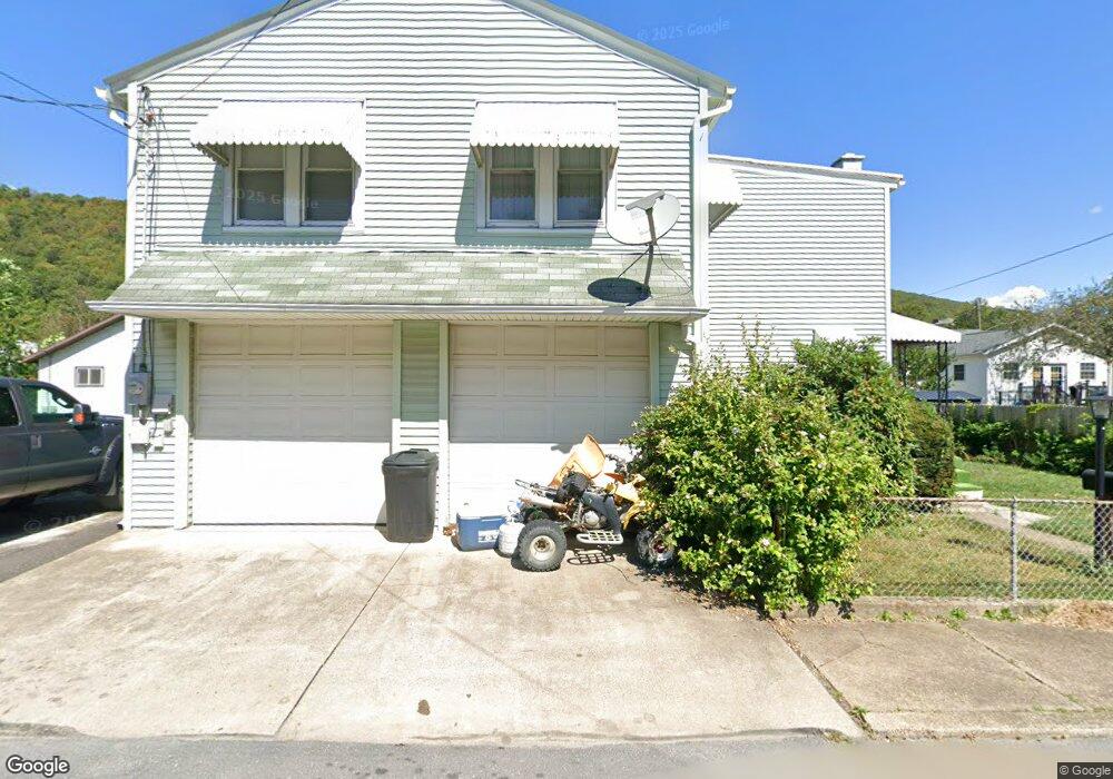 823 Tharp St, Coal Township, PA 17866 - photo 1