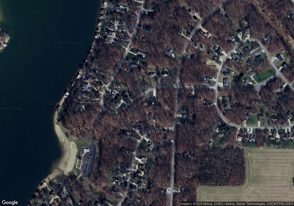 811 Kingsway Cir, Howard, OH 43028 - photo 1