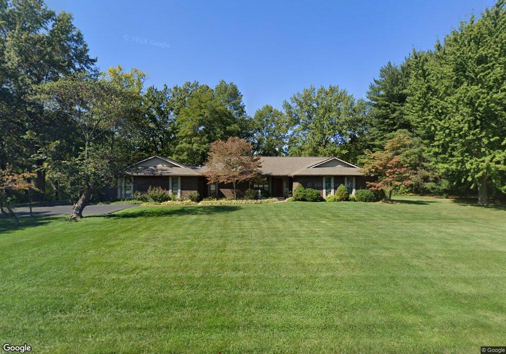 11 Oakleigh Dr, Collinsville, IL 62234 - photo 1