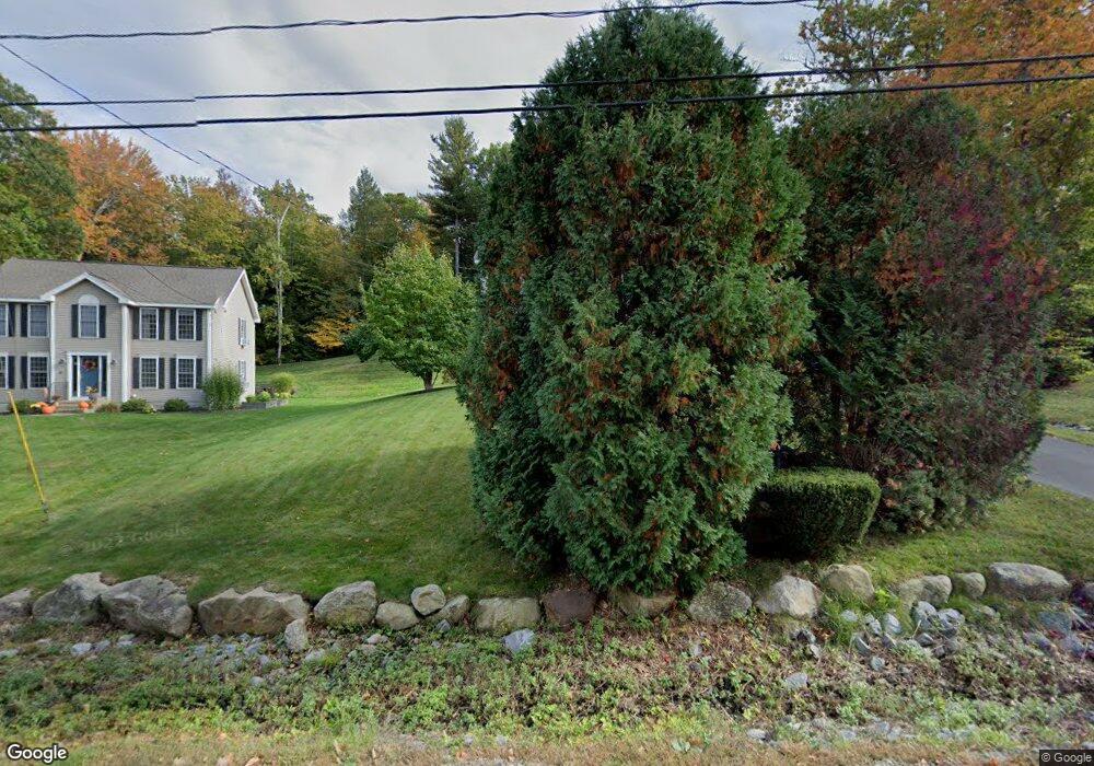 110 Magnolia Dr, Goffstown, NH 03045 - photo 1
