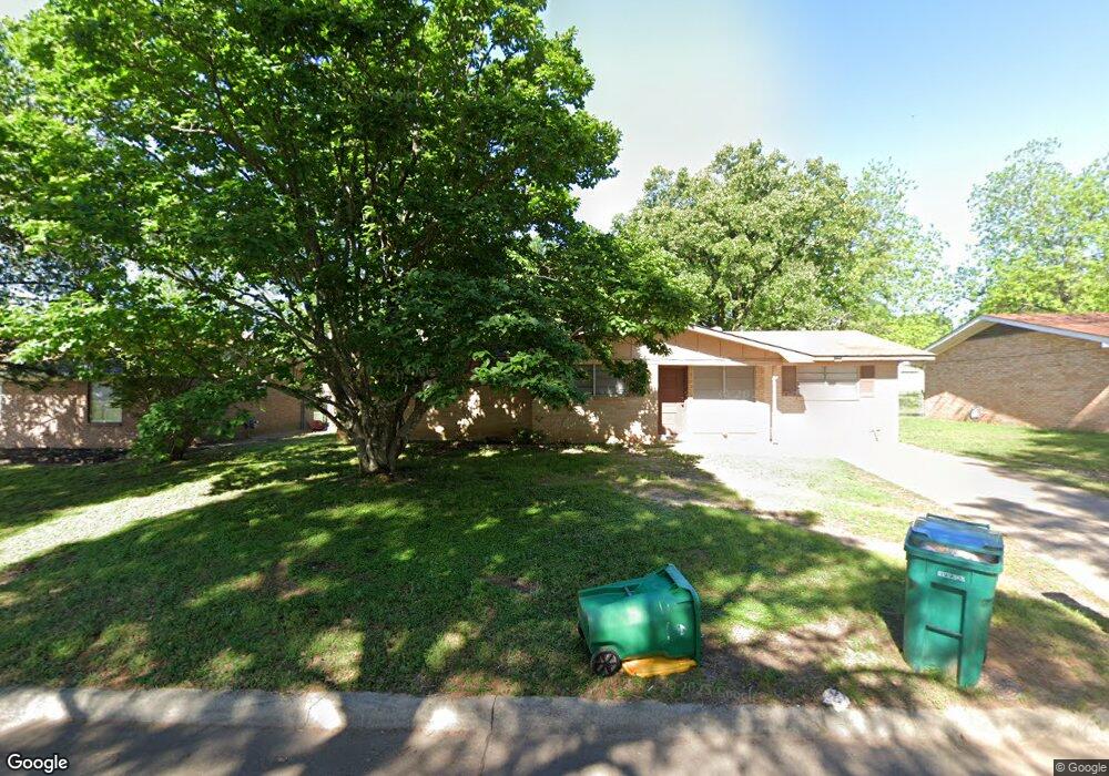 105 Royale Dr, Texarkana, TX 75503 - photo 1