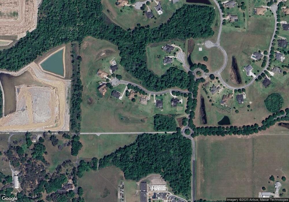 34124 Triple Crown Ct, Dade City, FL 33525 - photo 1