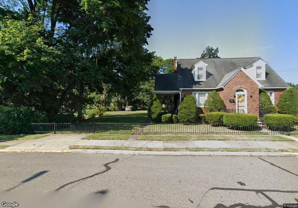 420 S Mill St, Saint Clair, PA 17970 - photo 1