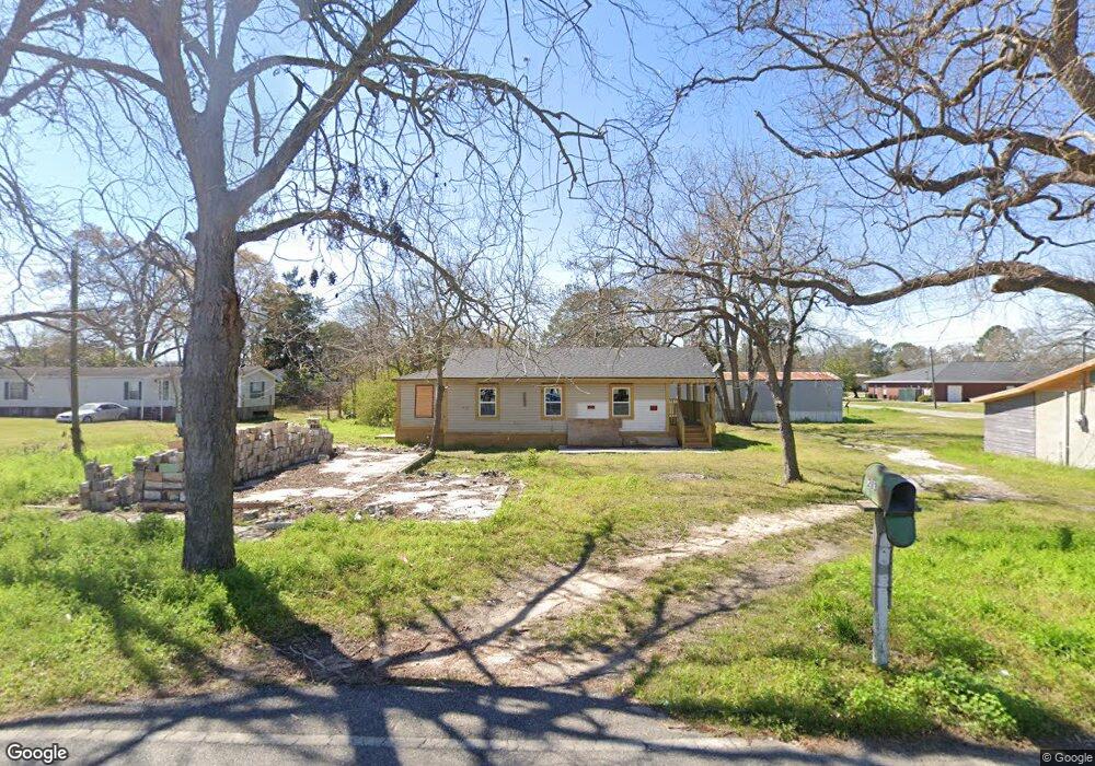 213 N Oak St, Adel, GA 31620 - photo 1