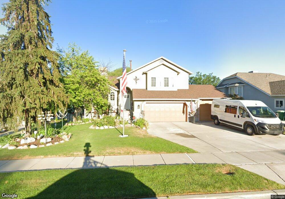 7962 Twelve Pines Dr, Sandy, UT 84094 - photo 1