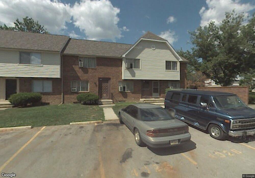 4028 Brookshire Ct, Columbus, OH 43227 - photo 1