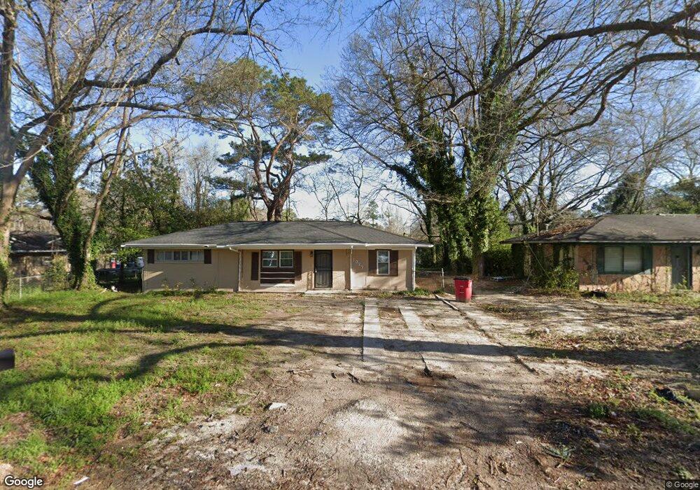 1027 Sparkle Ave, Macon, GA 31217 - photo 1