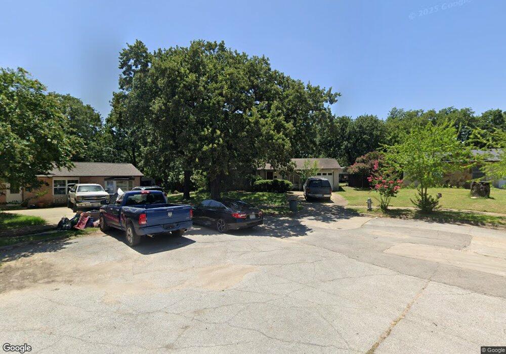 1252 Briarwood Ct, Mesquite, TX 75149 - photo 1