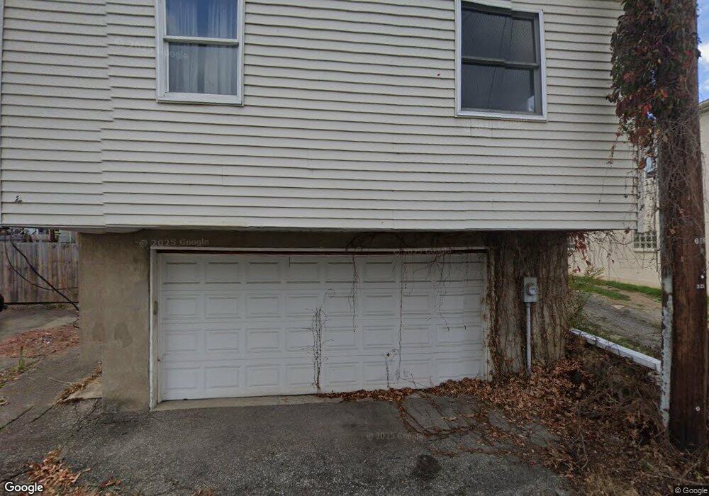 320 1/2 Emerson St, Vandergrift, PA 15690 - photo 1