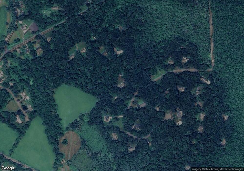 10 N Branch Rd, Newtown, CT 06470 - photo 1