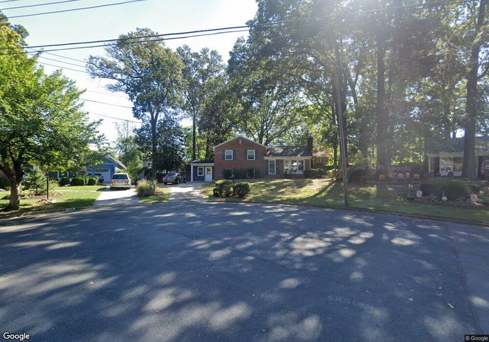 7207 Deerfield Ct, Falls Church, VA 22043 - photo 1