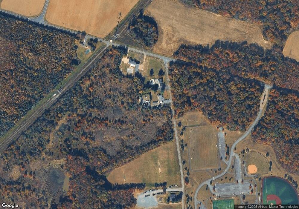 72 Rowland Rd, Cranbury, NJ 08512 - photo 1