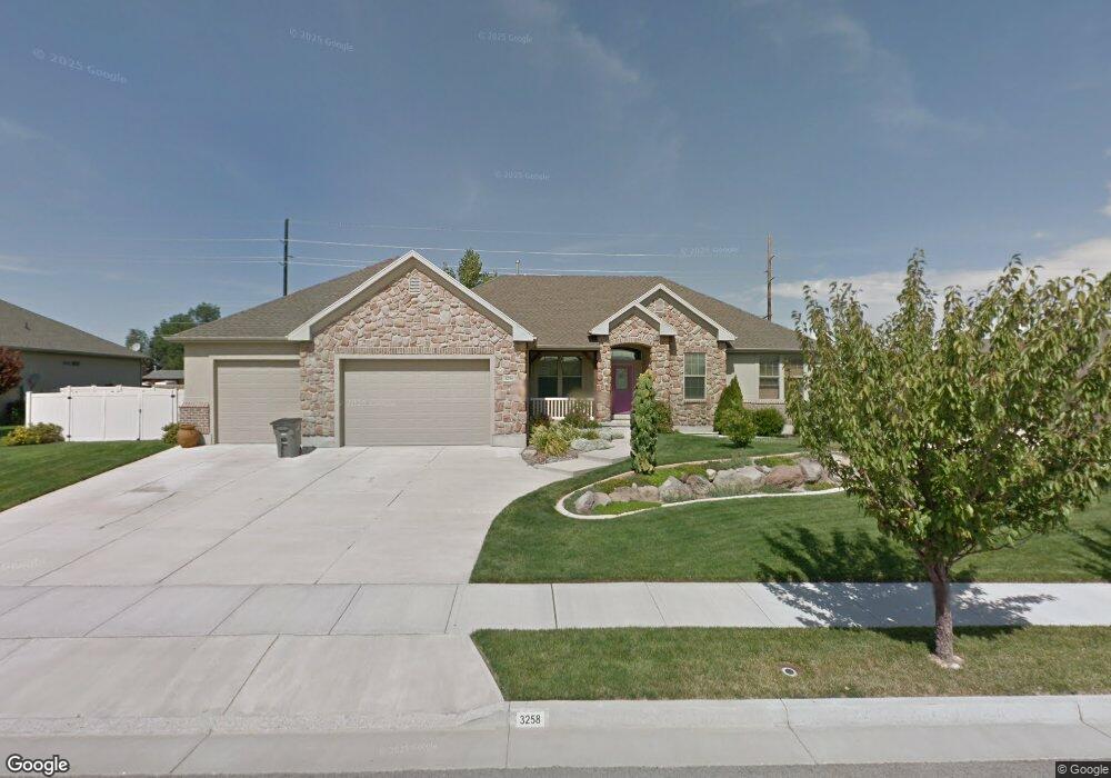 3258 W Country Bluff Rd, South Jordan, UT 84095 - photo 1