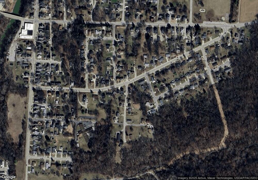 827 Fielding Rd, Sidney, OH 45365 - photo 1