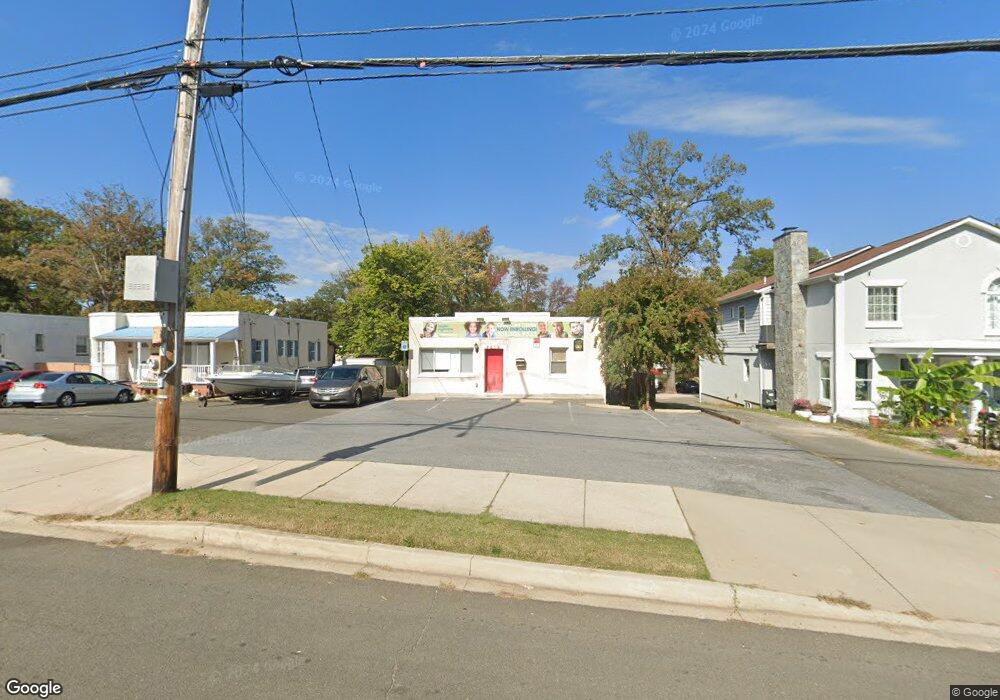 9216 Annapolis Rd, Lanham, MD 20706 - photo 1