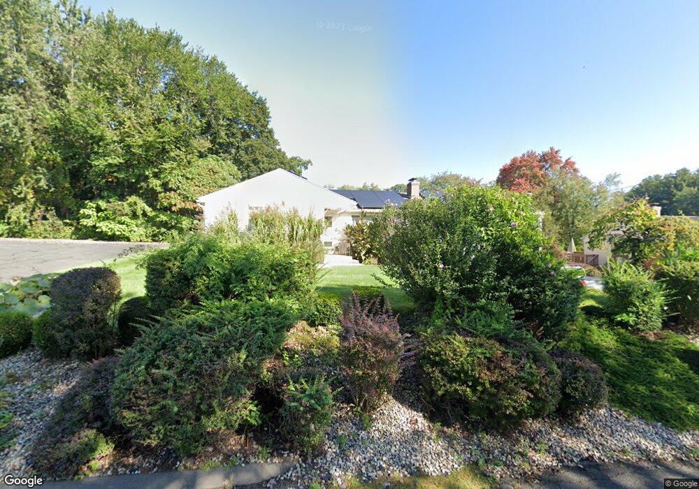 26 Gilbert St, West Springfield, MA 01089 - photo 1