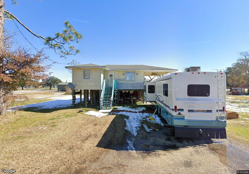 305 Laurence St, Delcambre, LA 70528 - photo 1