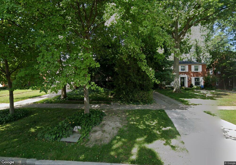 1341 Whittier Rd, Grosse Pointe Park, MI 48230 - photo 1