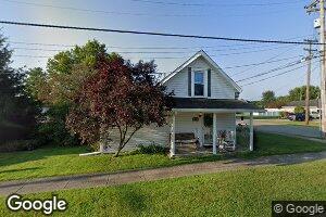 305 E 1st St, Dunreith, IN 47337