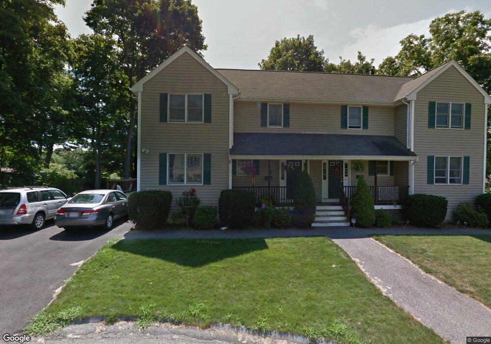 2B Abbott Ct unit 2B, Woburn, MA 01801 - photo 1