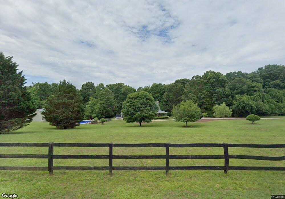 5038 Shirley Rd, Gainesville, GA 30506 - photo 1