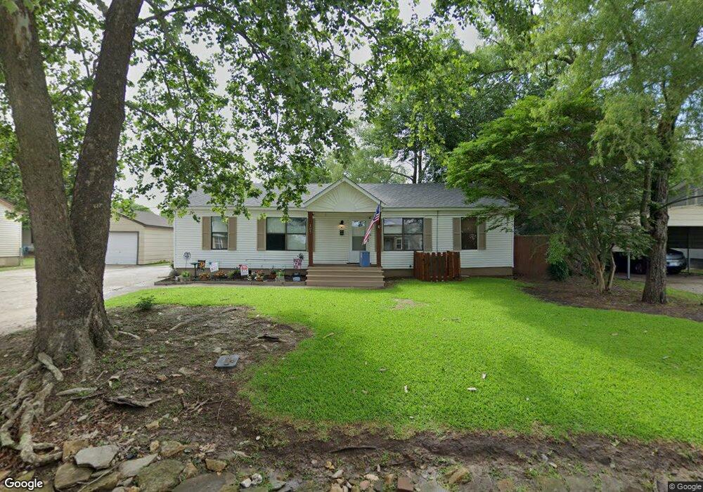 305 Ash St, Ardmore, OK 73401 - photo 1