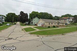 104 3rd St NE, Elkader, IA 52043
