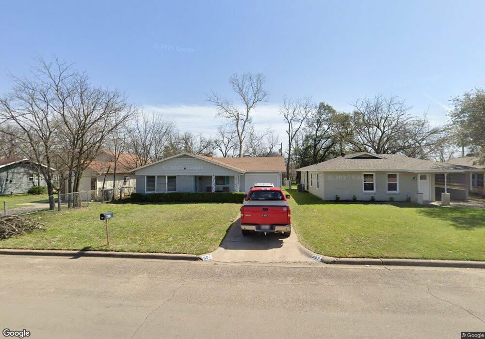 807 Phillips St, Cleburne, TX 76033 - photo 1