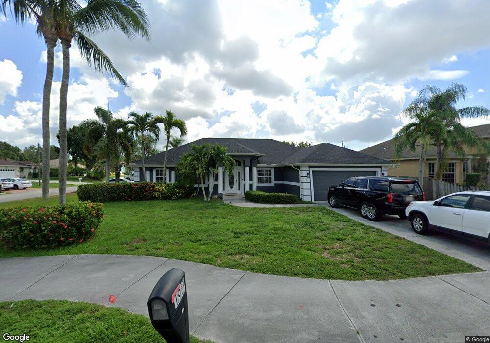 1917 SW Bayshore Blvd, Port Saint Lucie, FL 34984 - photo 1