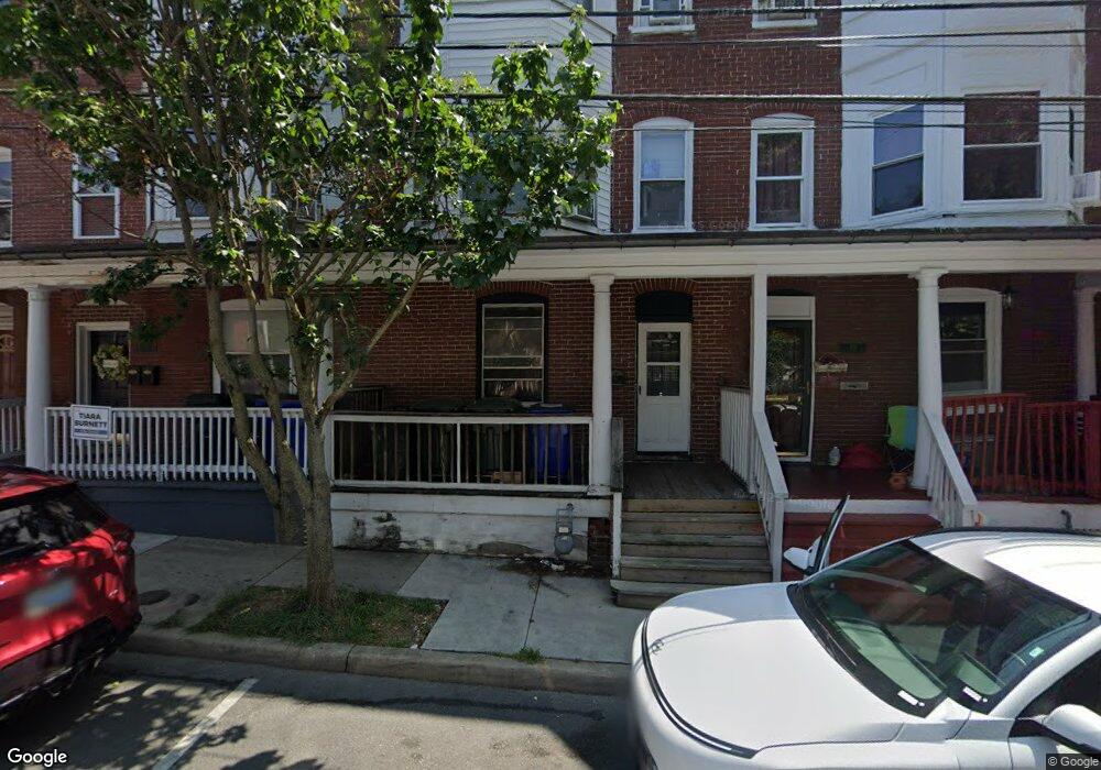 420 N Locust St, Hagerstown, MD 21740 - photo 1