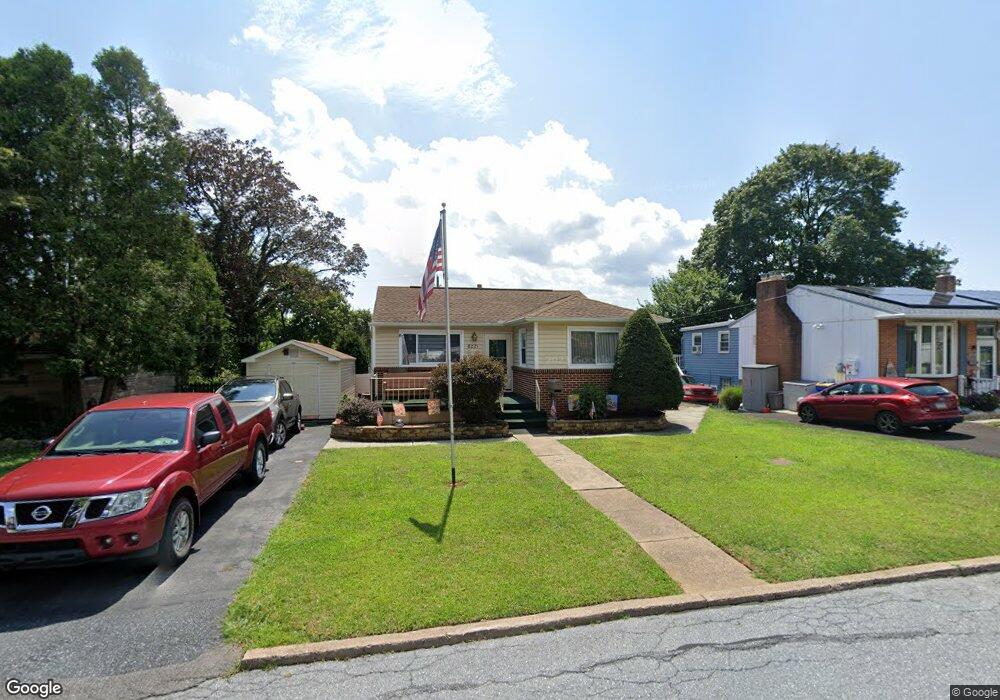 6221 Somerset St, Harrisburg, PA 17111 - photo 1